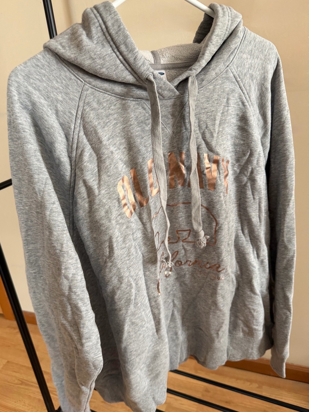 old navy pullover hoodie - no front pocket
